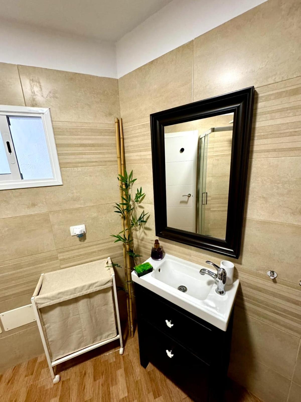 Precioso Apartamento Con Terraza En Piso Superior Λος Ρεαλέχος Εξωτερικό φωτογραφία