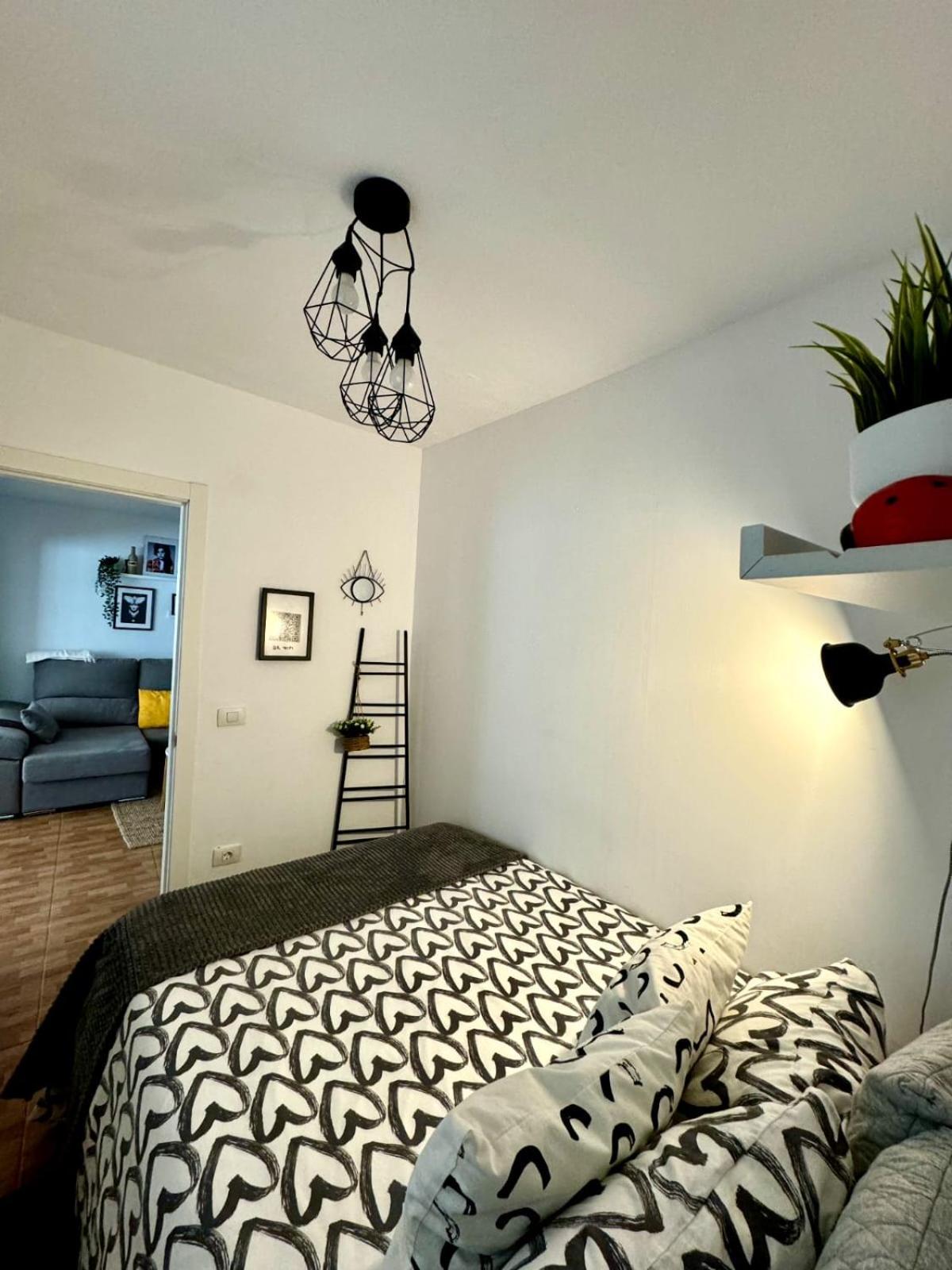 Precioso Apartamento Con Terraza En Piso Superior Λος Ρεαλέχος Εξωτερικό φωτογραφία